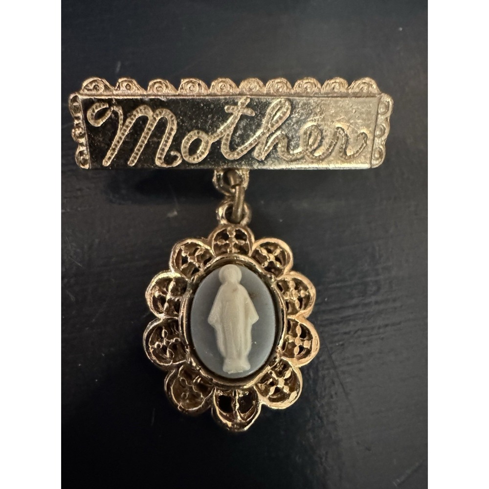 Vintage mother Pin With Virgin Mary Faux Cameo Gold Tone